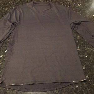 Lulu lemon Men’s Lightweight  Top Size:S